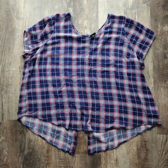 Torrid Abbey Gauze Button Back Blouse - Picture 1 of 3